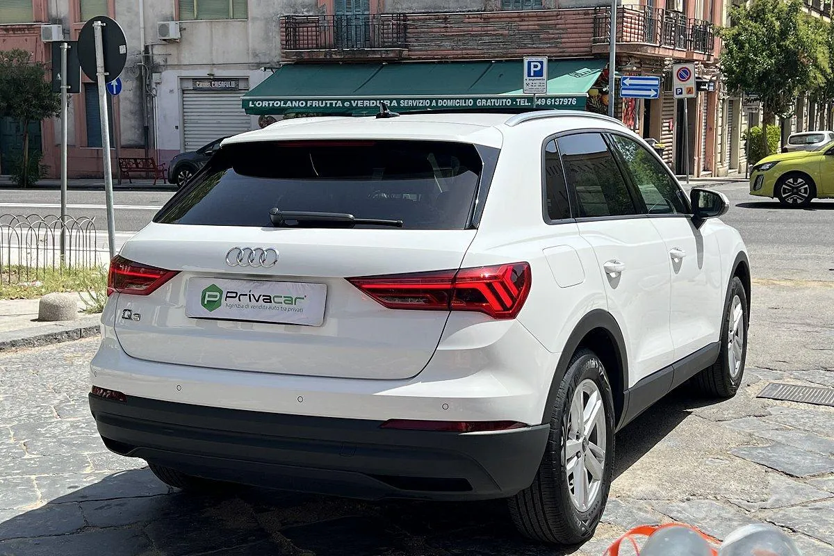 Audi Q3 2021 photo 4