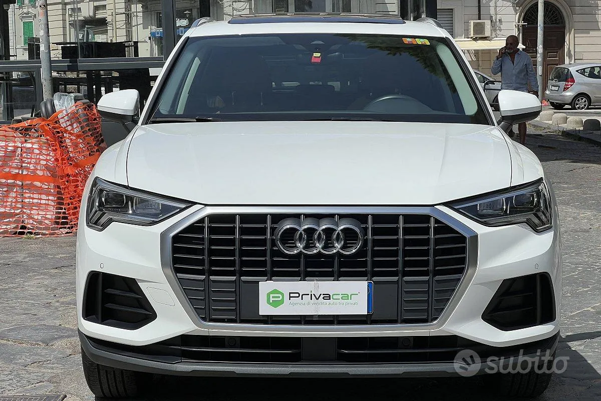 Audi Q3 2021 photo 2