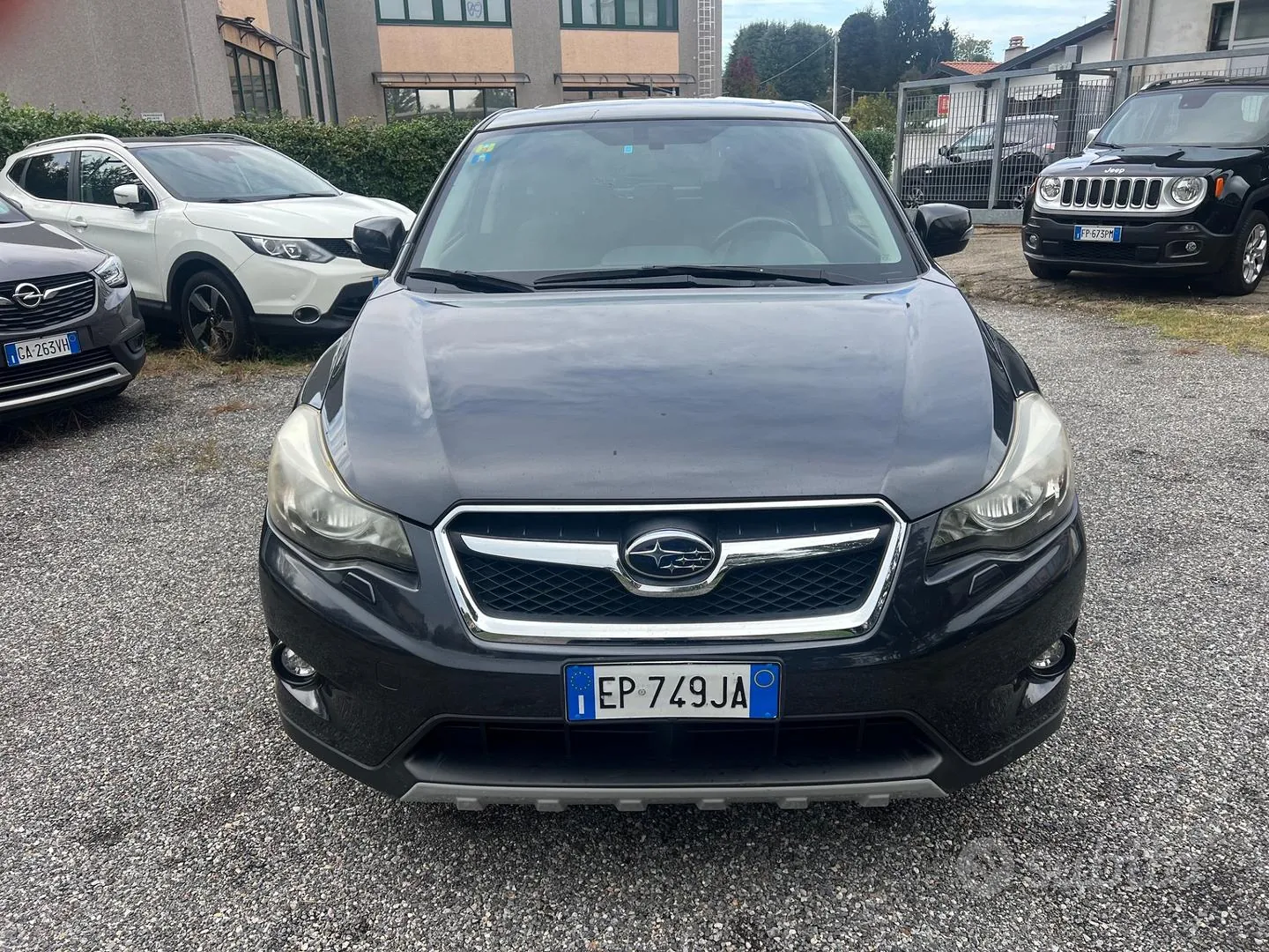 Subaru Xv 2012 photo 2