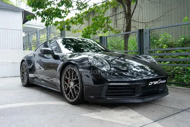 Porsche 911 Carrera