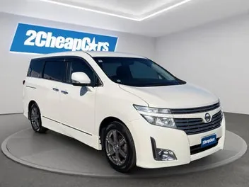 Nissan Elgrand 2013 photo 4