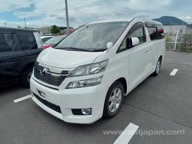 Toyota Vellfire X 2013 photo 2