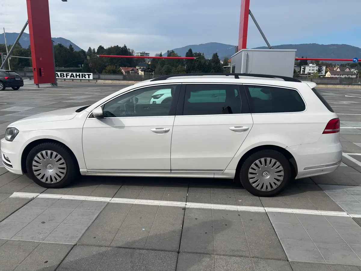 Volkswagen Passat 2013 photo 3