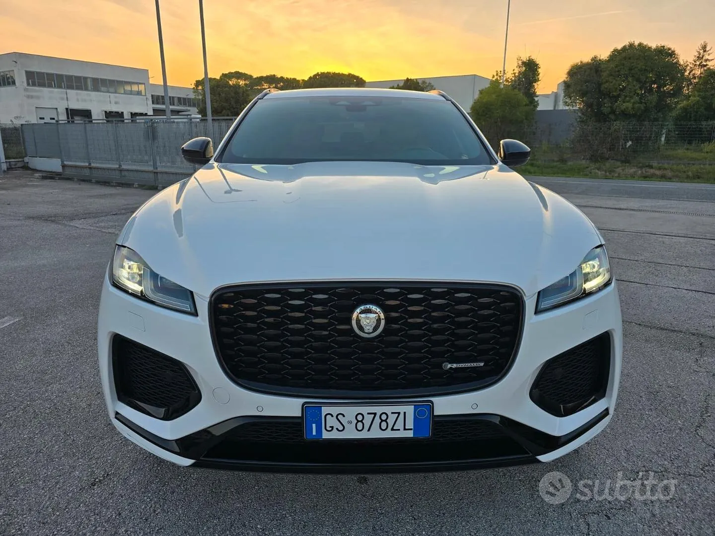 Jaguar F-Pace 2024 photo 3