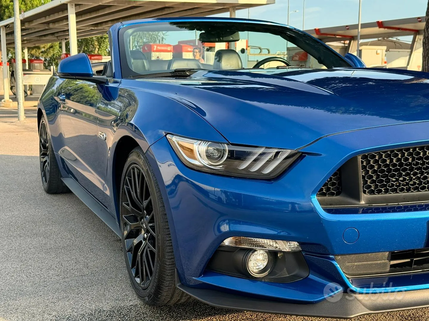 Ford Mustang 2018 photo 2