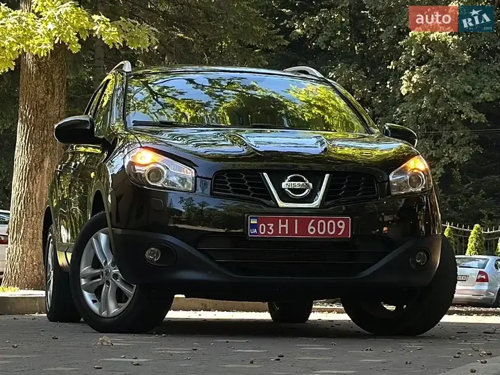 Nissan Qashqai+2 2011 photo 2