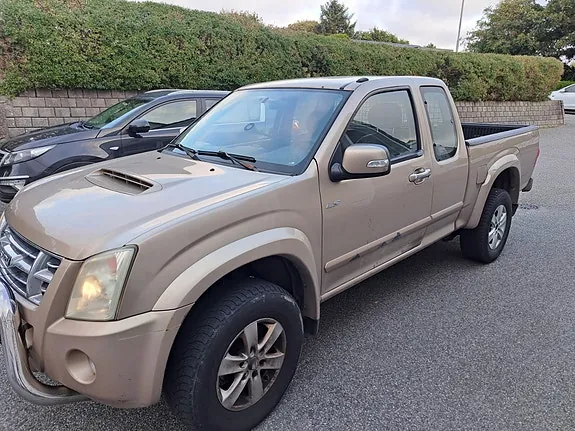 Isuzu D-Max 2008 photo 2