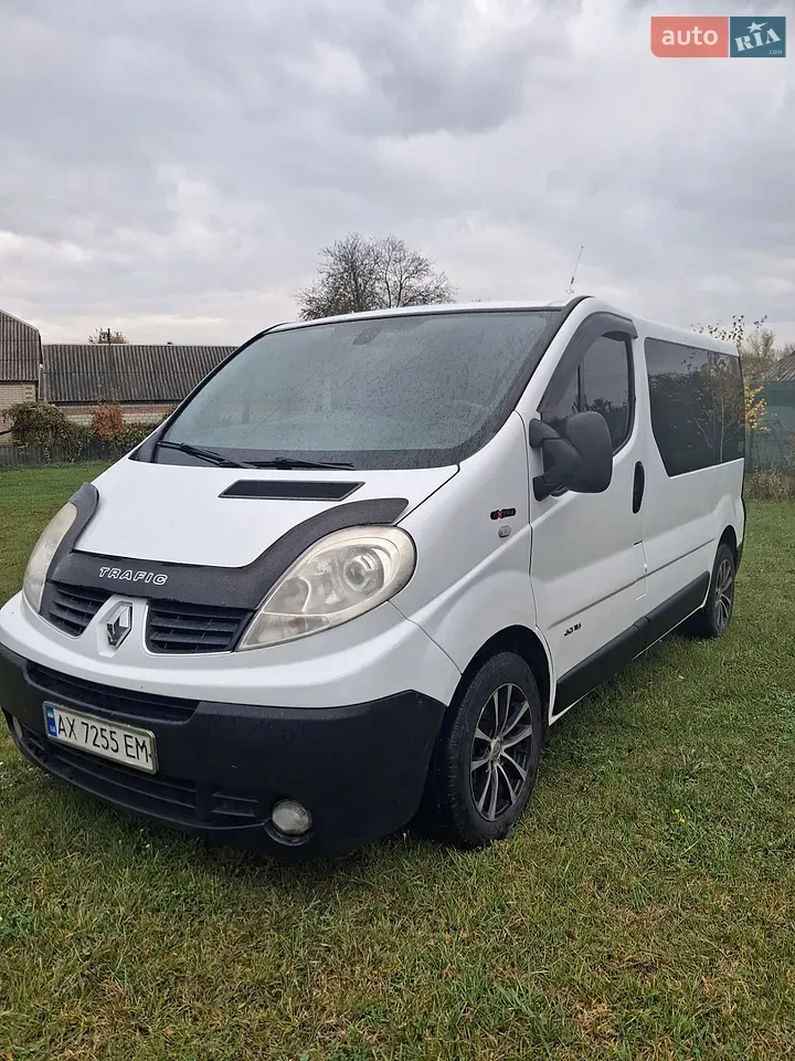 Renault Trafic 2010 photo 4