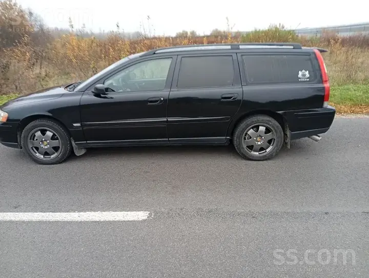 Volvo V70 2006 photo 2