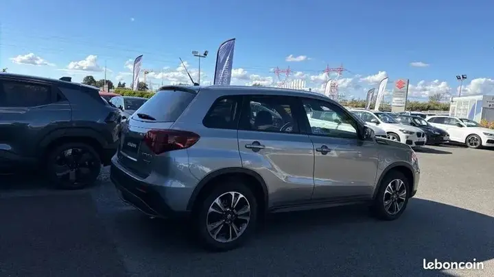 Suzuki Vitara 2023 photo 5
