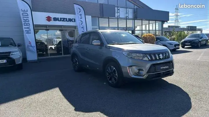 Suzuki Vitara 2023 photo 3