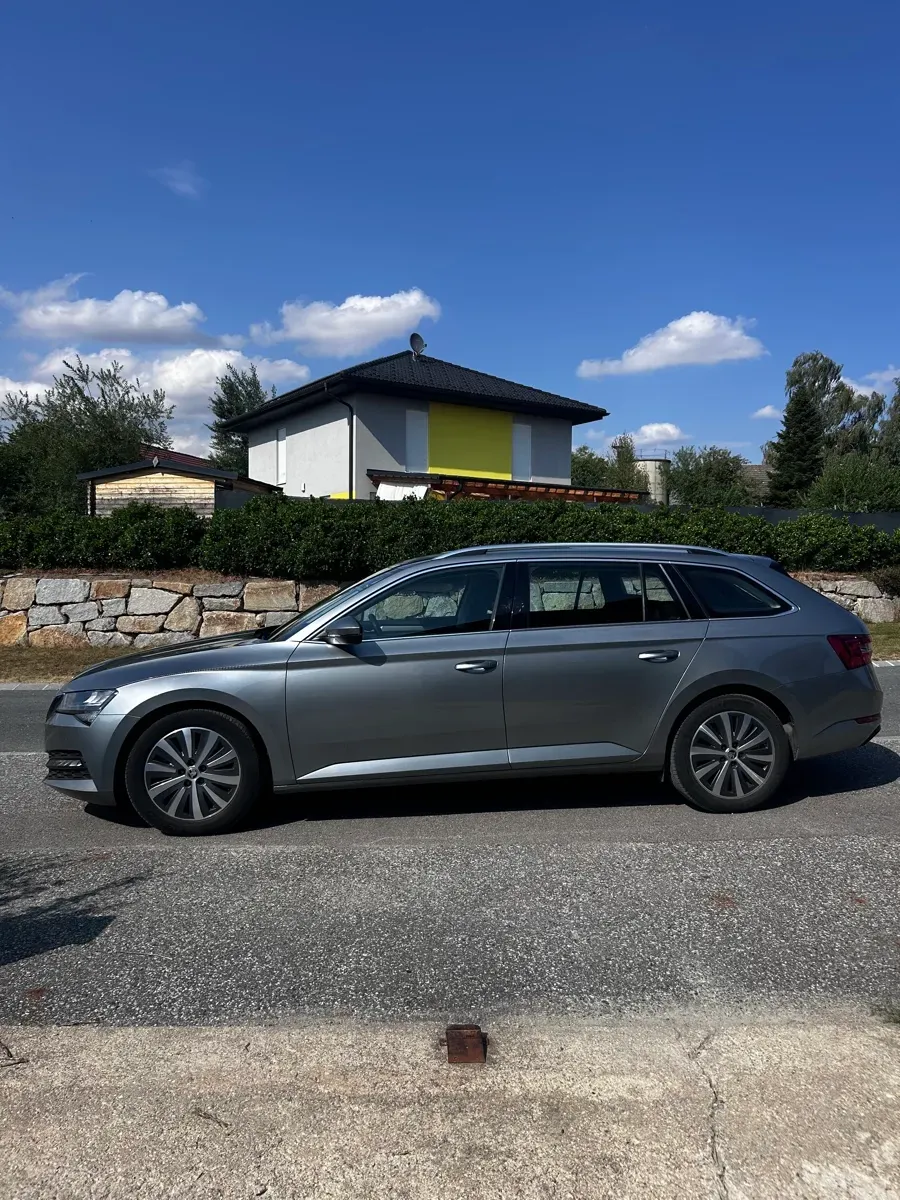 Skoda Superb 2020 photo 3