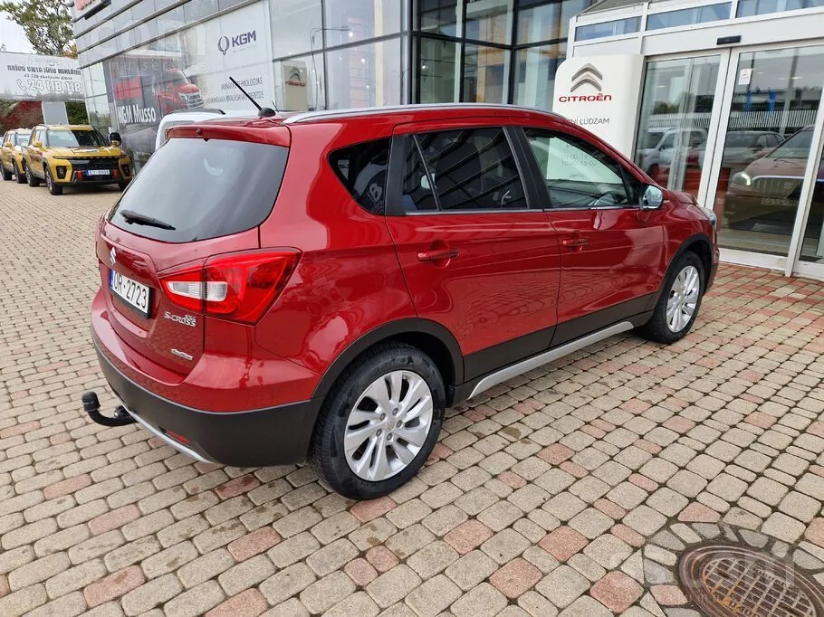 Suzuki Sx4 2018 photo 4