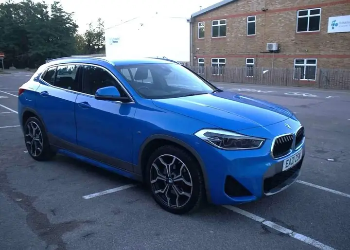 BMW X2