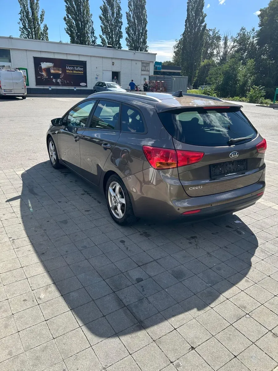 Kia Ceed 2018 photo 3