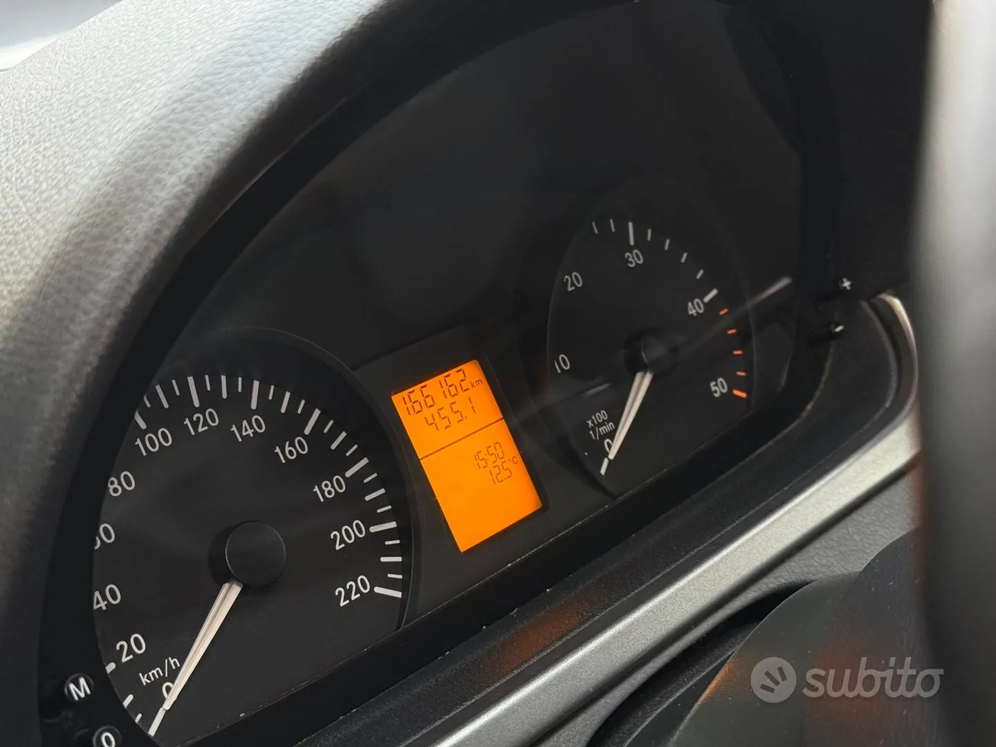 Mercedes-Benz Viano 2010 photo 4