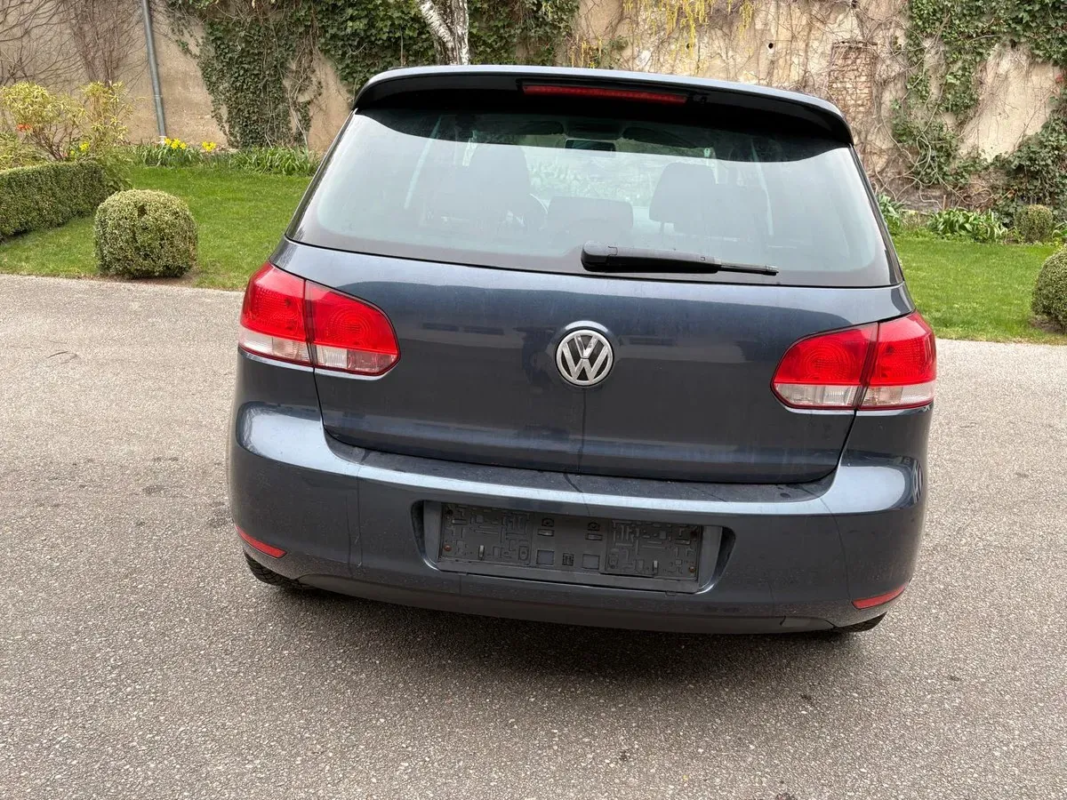 Volkswagen Golf 2011 photo 3