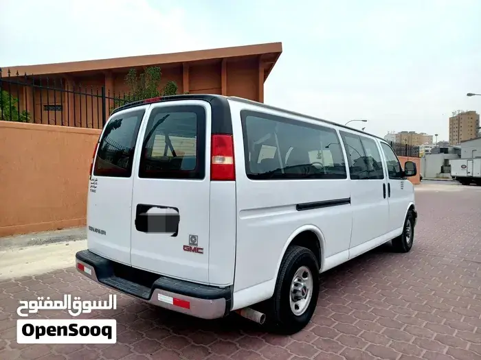 GMC Savana 2019 photo 2