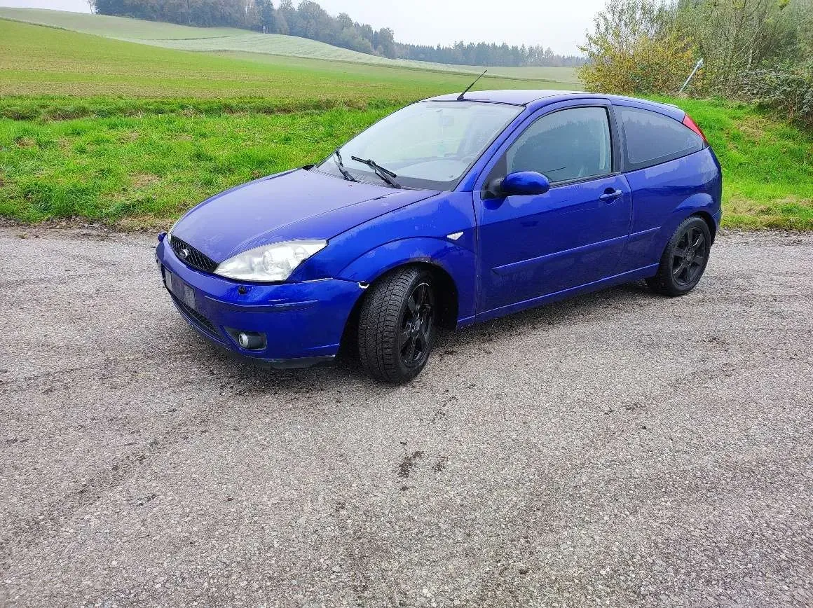 Ford Focus 2002 photo 3