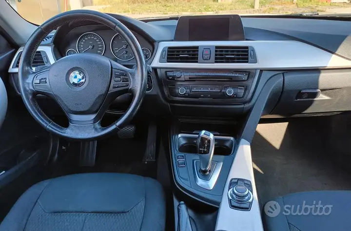 BMW 318D 2014 photo 3