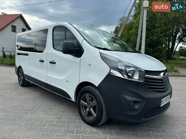 Opel Vivaro 2016 photo 3