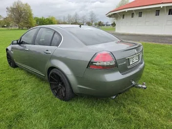 Holden Commodore 2010 photo 5