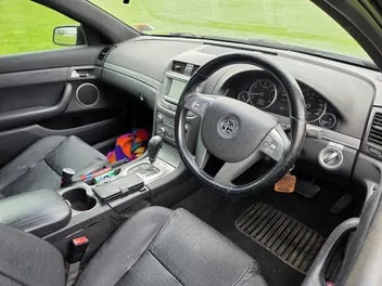 Holden Commodore 2010 photo 4