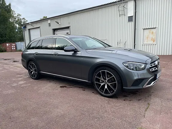 Mercedes-Benz E220 D 2023 photo 5