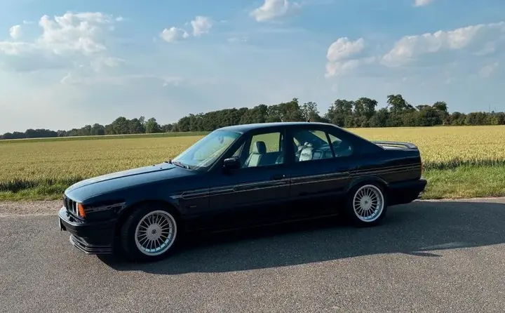 BMW 525I