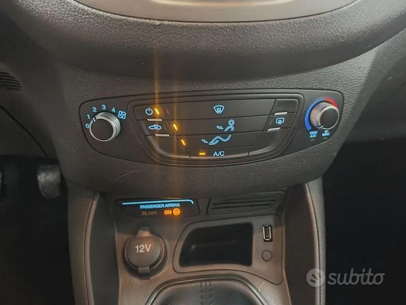 Ford Tourneo Courier 2017 photo 3