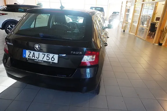Skoda Fabia 2018 photo 5