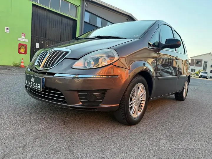 Lancia Musa 2011 photo 3