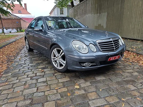 Mercedes-Benz E220 D