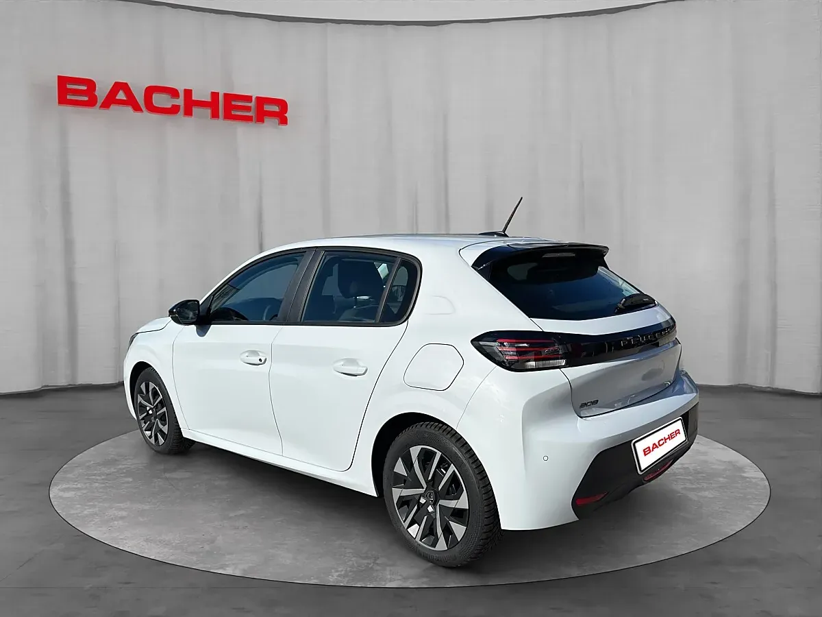 Peugeot 208 2026 photo 3