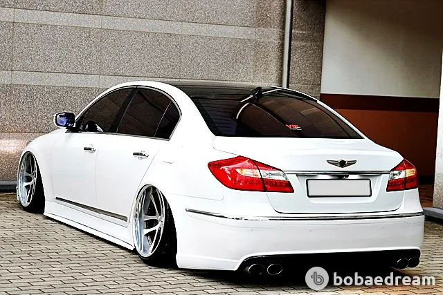 Hyundai Genesis 2012 photo 3