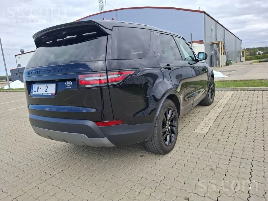 Land Rover Discovery 2017 photo 3