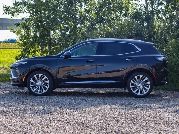 Buick Envision 2026 photo 5