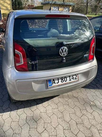 Volkswagen Up 2013 photo 5