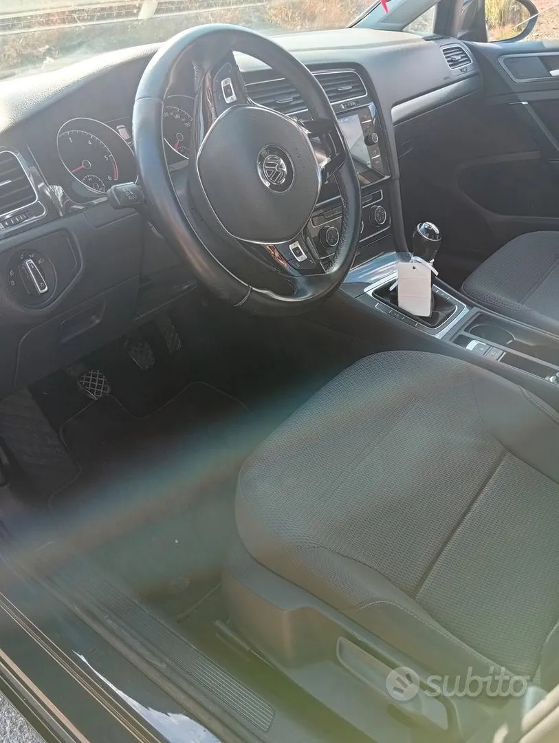Volkswagen Golf 2018 photo 4