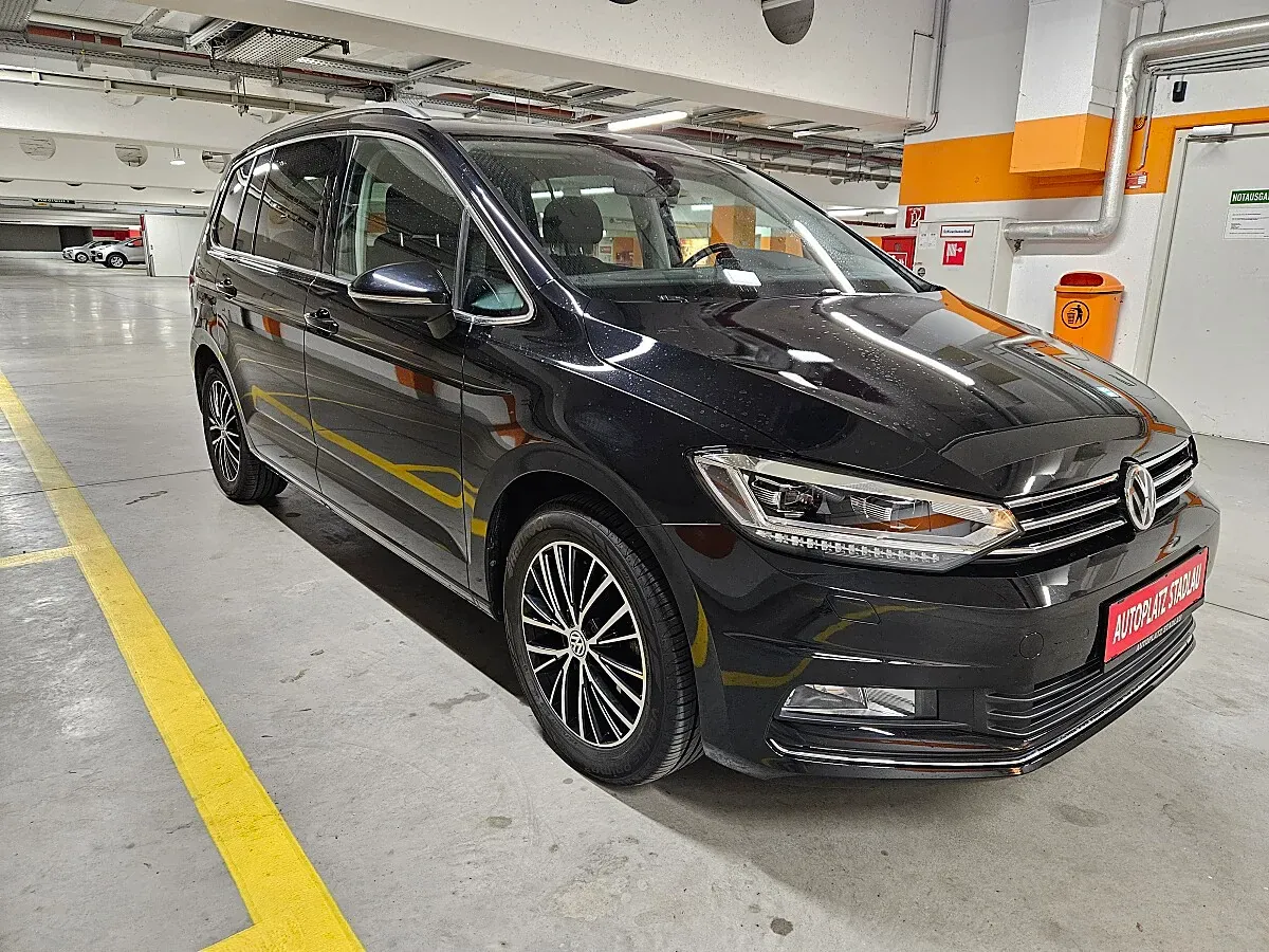 Volkswagen Touran 2015 photo 2