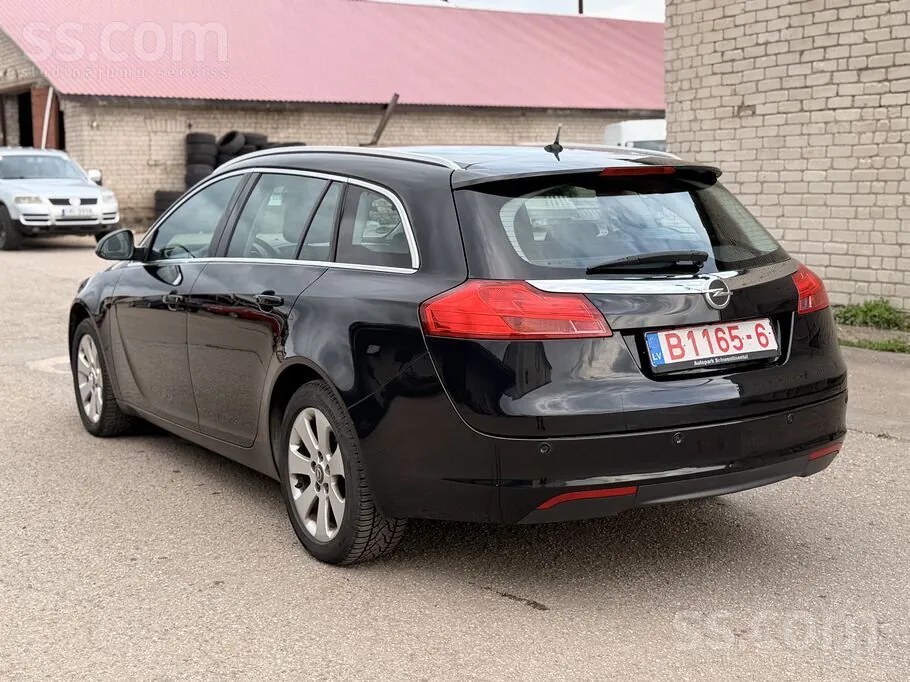 Opel Insignia 2010 photo 3