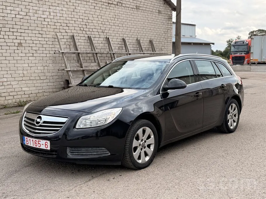 Opel Insignia 2010 photo 2