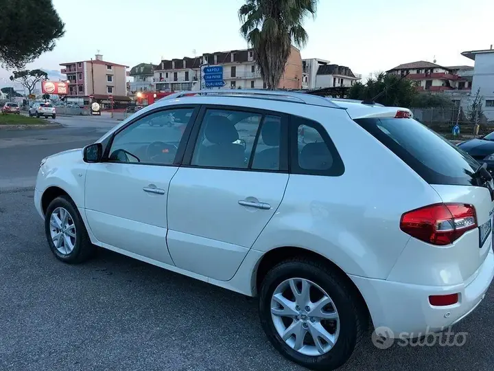 Renault Koleos 2009 photo 4