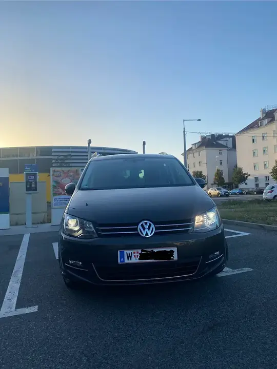Volkswagen Sharan 2014 photo 2