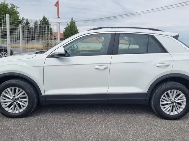 Volkswagen T-Roc 2023 photo 4