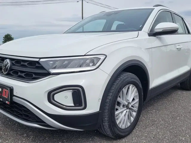 Volkswagen T-Roc 2023 photo 3