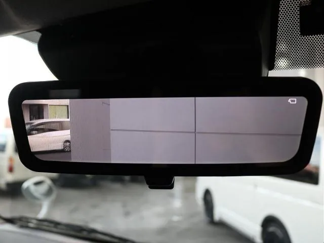 Toyota Hiace Wagon 2022 photo 5