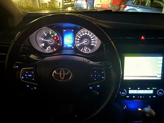 Toyota Avensis 2016 photo 3