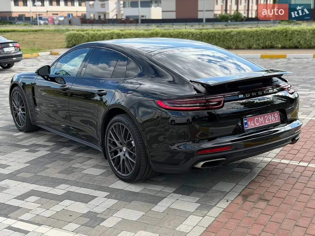 Porsche Panamera 2019 photo 5