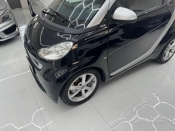 Smart Fortwo 2012 photo 4